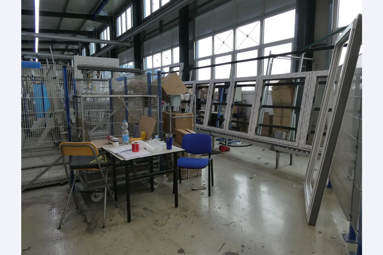 Machines for the production of plastic windows and doors-12