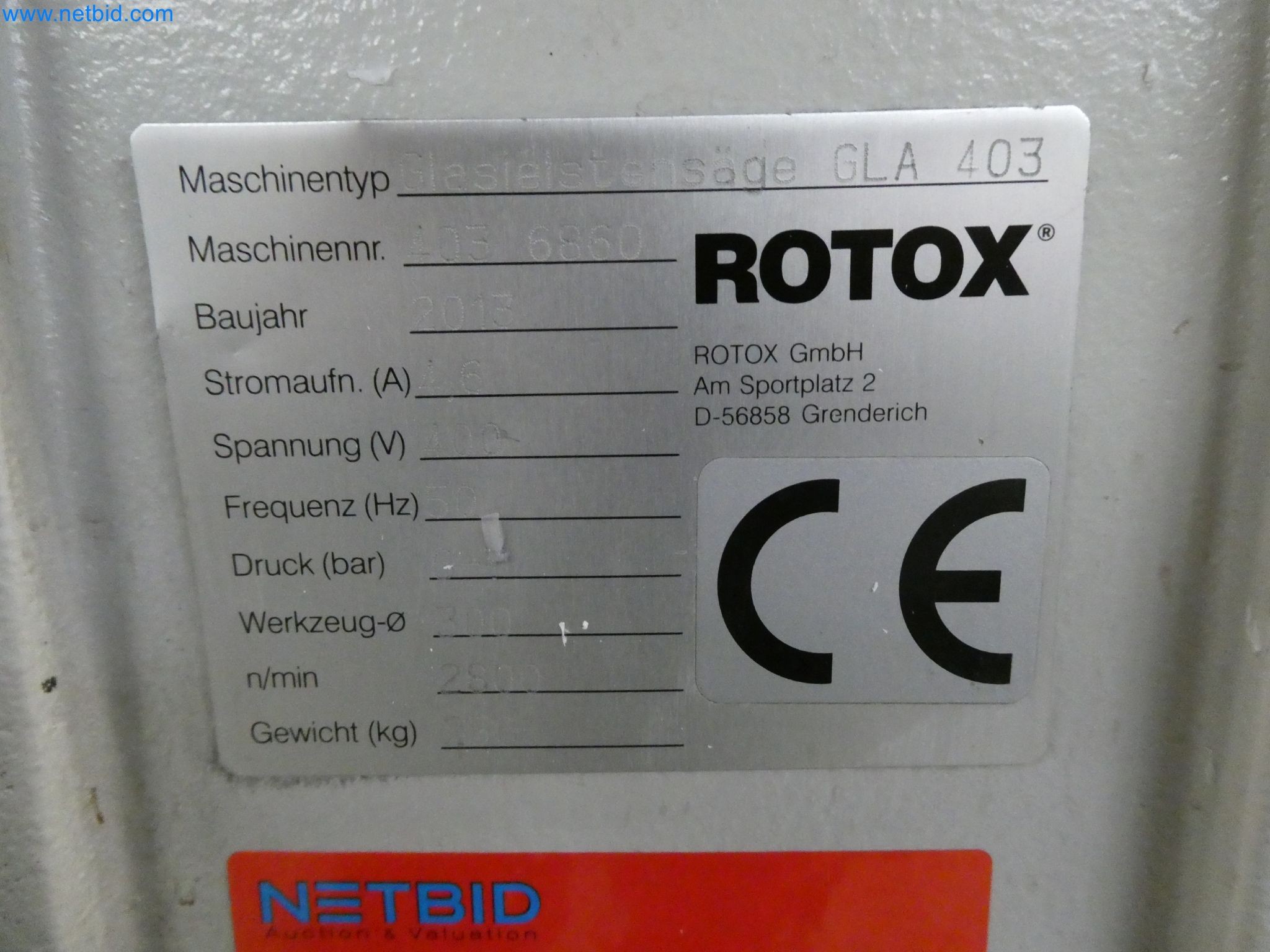 Maschinen zur Herstellung von Kunststofffenstern und Türen-2