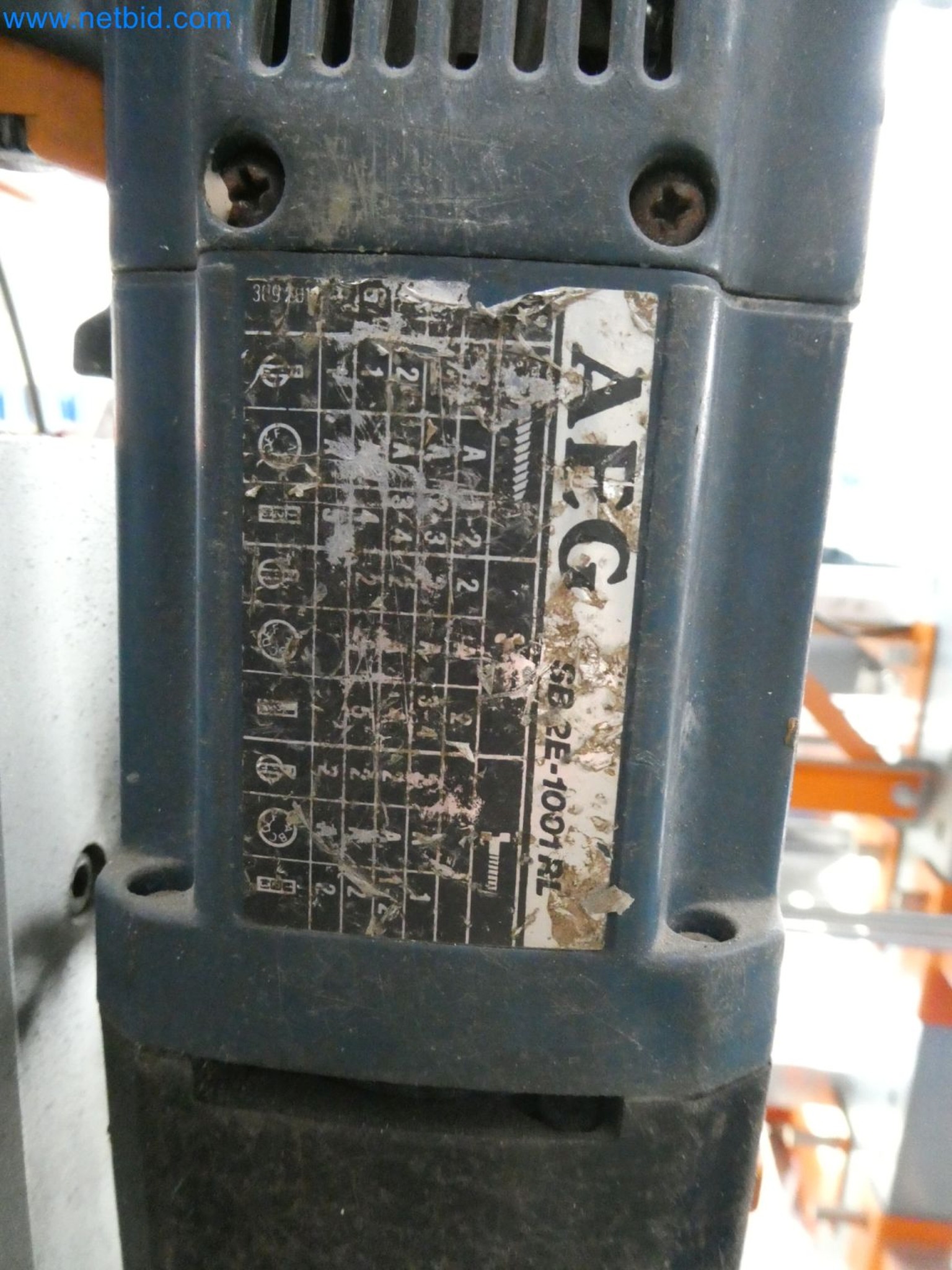 Maschinen zur Herstellung von Kunststofffenstern und Türen-4