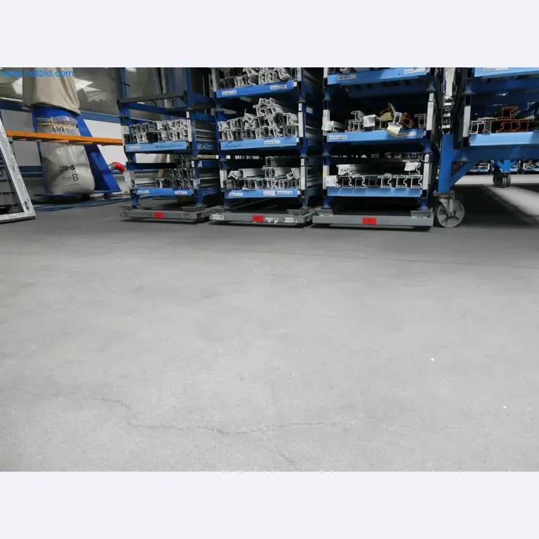 Machines pour la fabrication de fenêtres et de portes en plastique-4