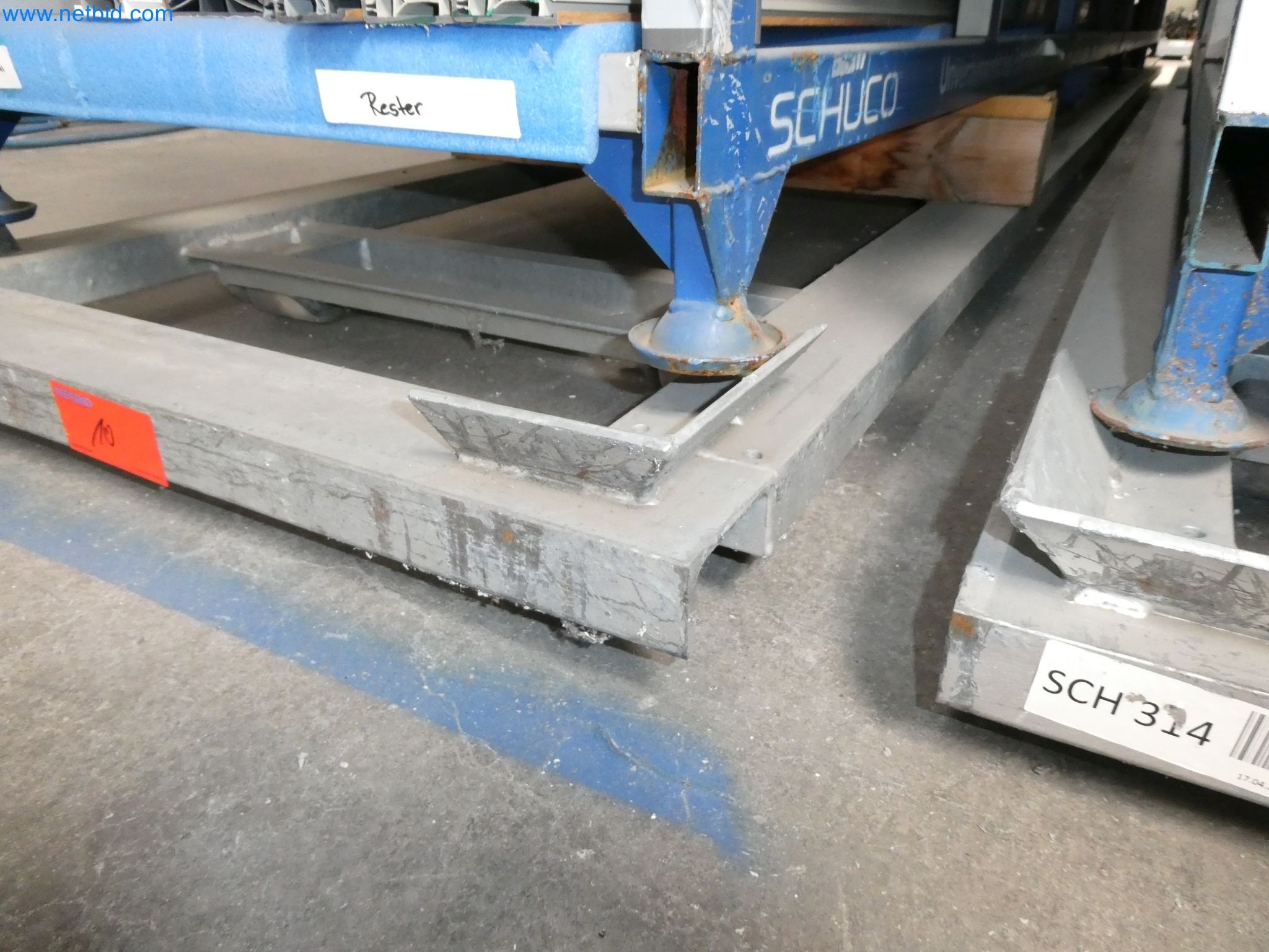 Machines pour la fabrication de fenêtres et de portes en plastique-7