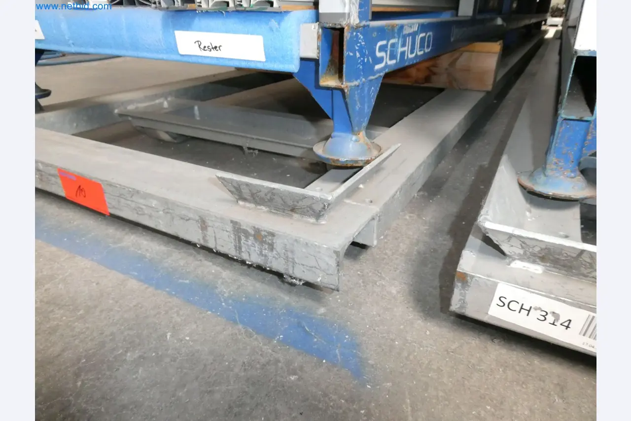 Machines pour la fabrication de fenêtres et de portes en plastique-7