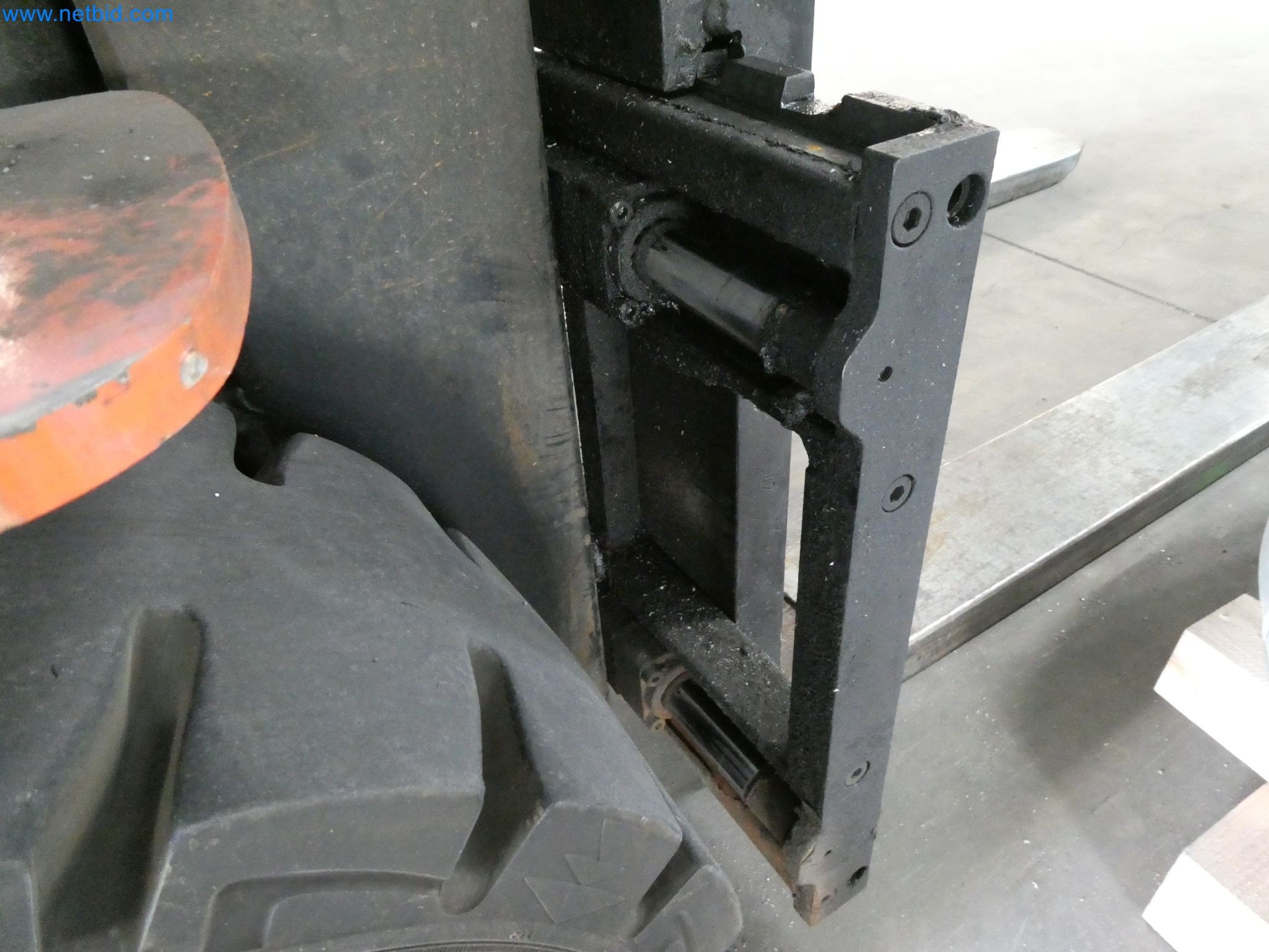 Machines pour la fabrication de fenêtres et de portes en plastique-10