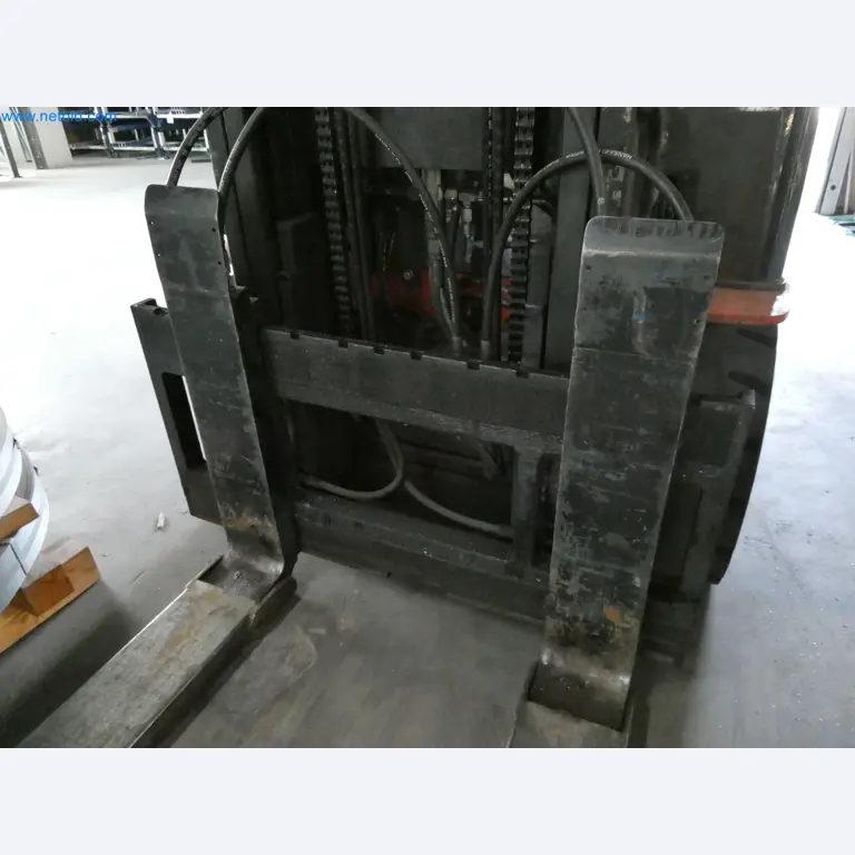 Machines pour la fabrication de fenêtres et de portes en plastique-9