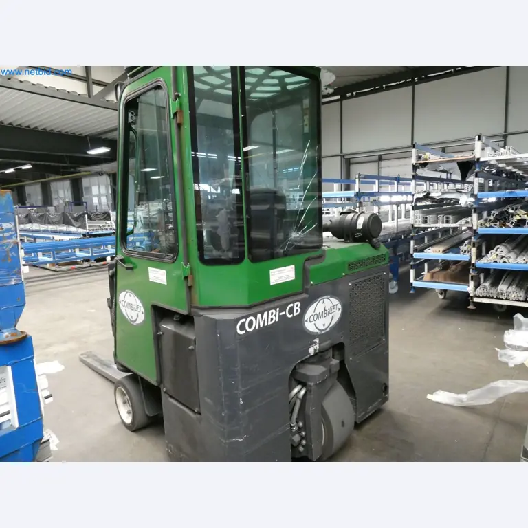 Machines pour la fabrication de fenêtres et de portes en plastique-3