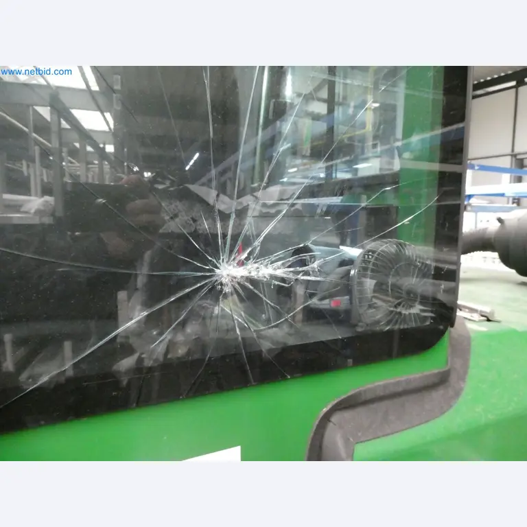 Machines pour la fabrication de fenêtres et de portes en plastique-4