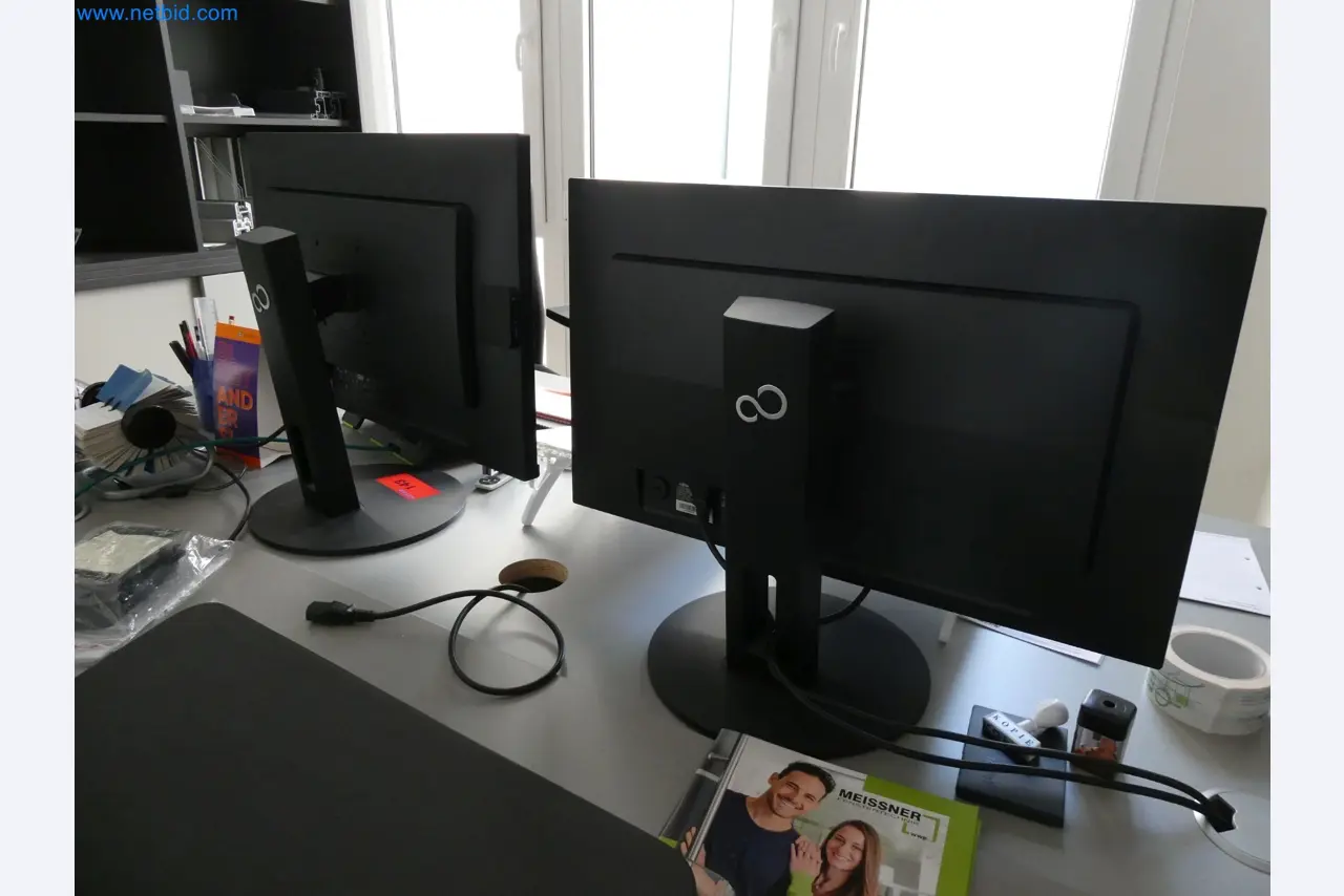 Stroje na výrobu plastových oken a dveří-2