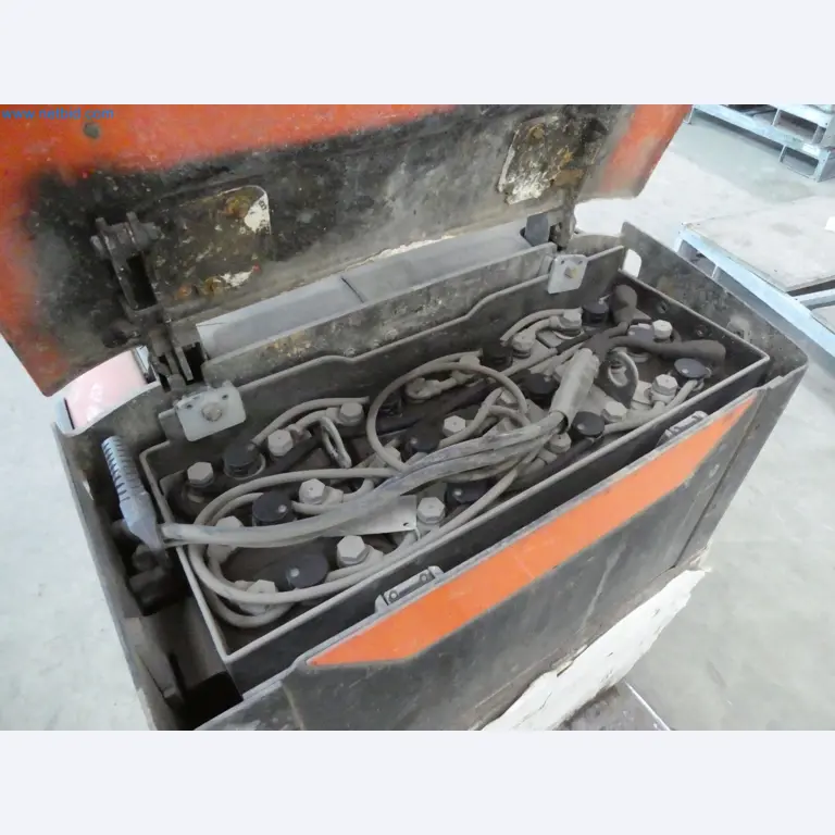 Machines pour la fabrication de fenêtres et de portes en plastique-4
