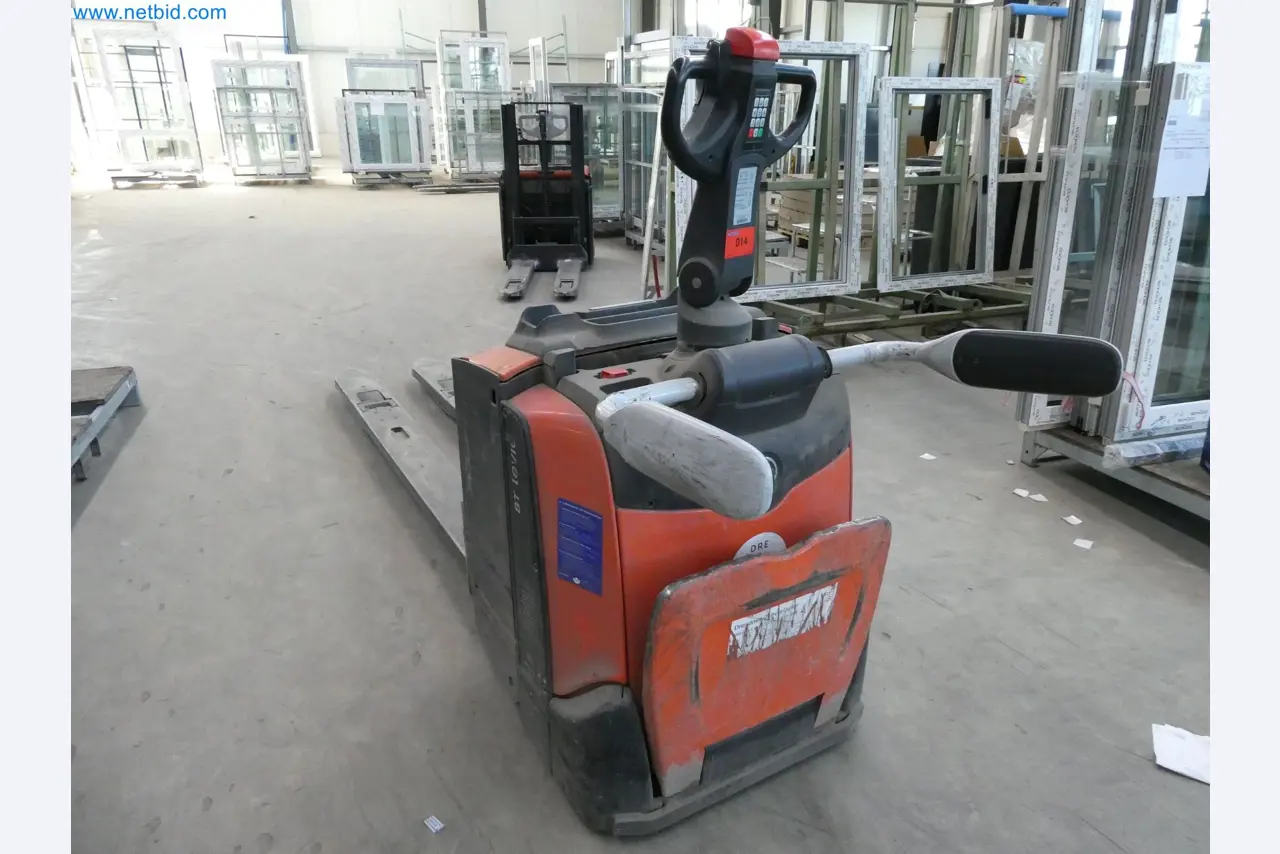 Machines pour la fabrication de fenêtres et de portes en plastique-6