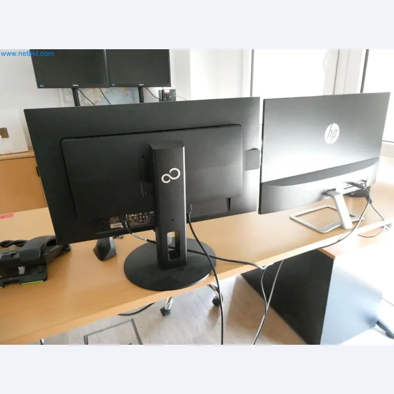Stroje na výrobu plastových oken a dveří-3