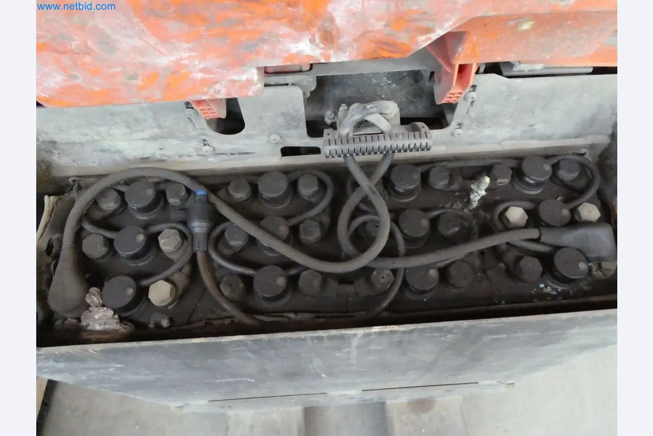 Machines pour la fabrication de fenêtres et de portes en plastique-5