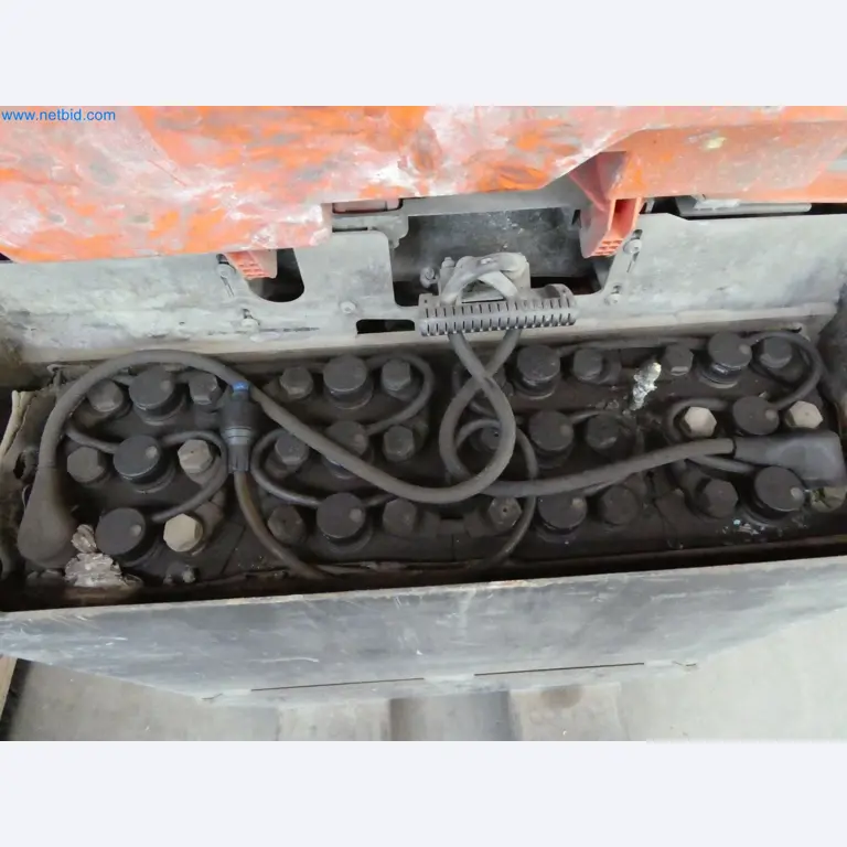 Machines pour la fabrication de fenêtres et de portes en plastique-5