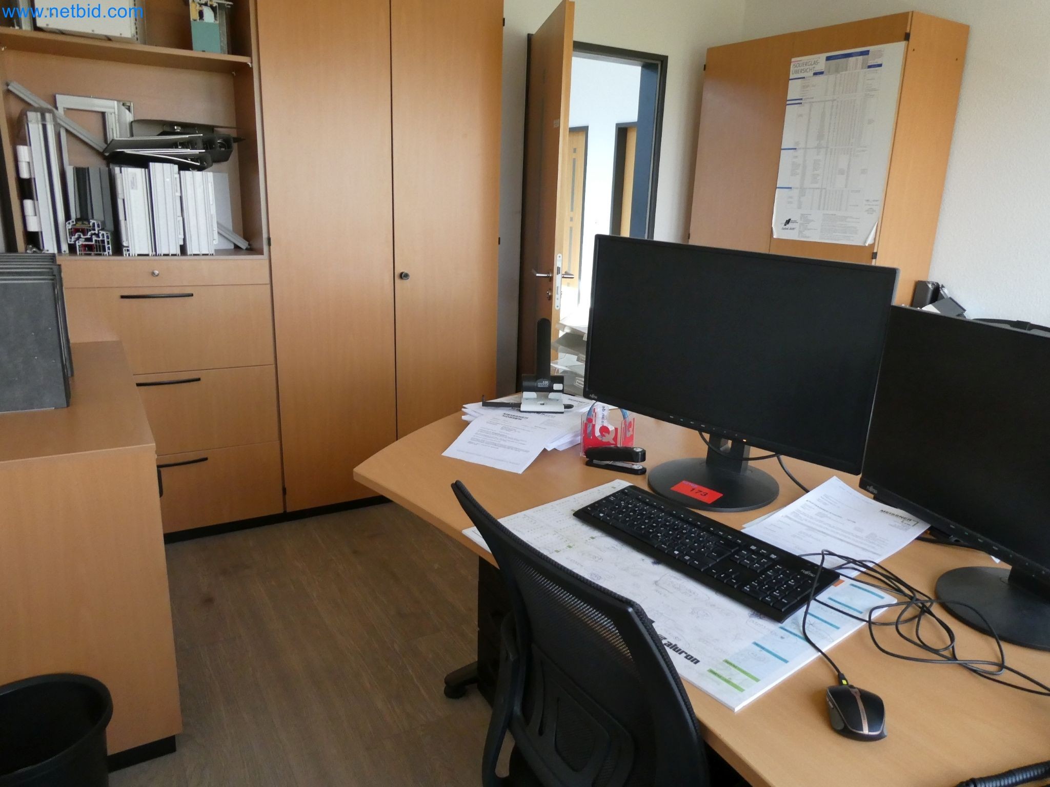 Máquinas para la fabricación de ventanas y puertas de plástico-2