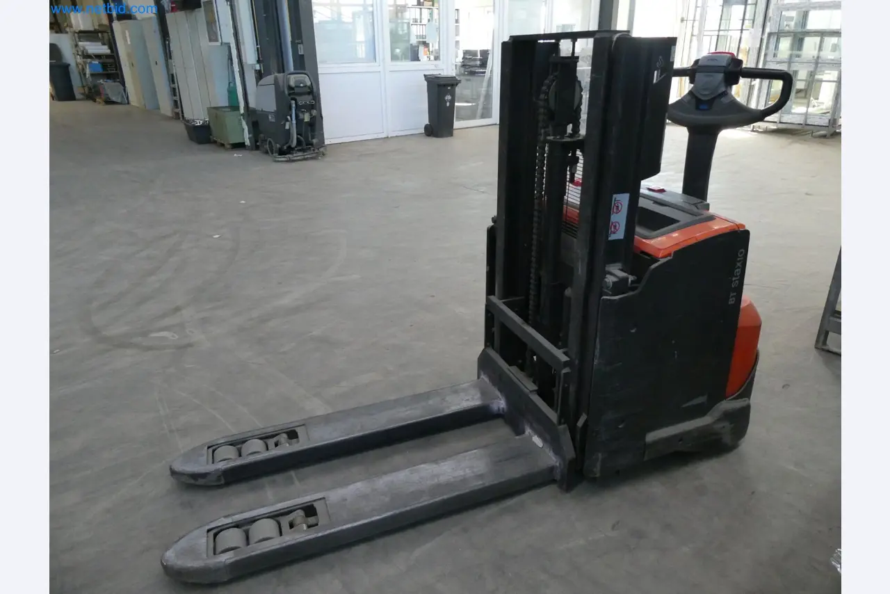 Máquinas para la fabricación de ventanas y puertas de plástico-3