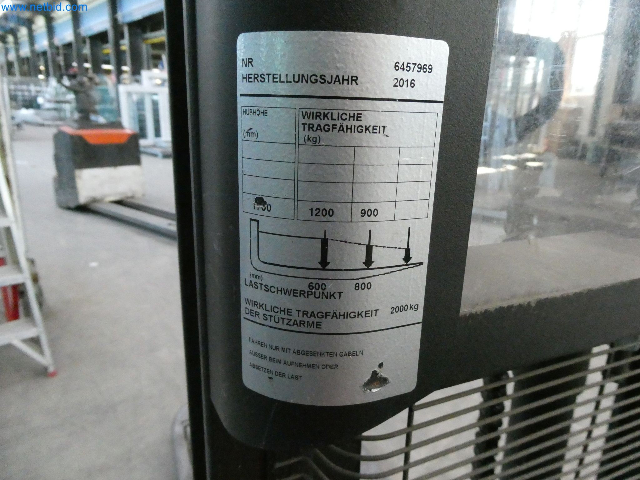 Machines pour la fabrication de fenêtres et de portes en plastique-7