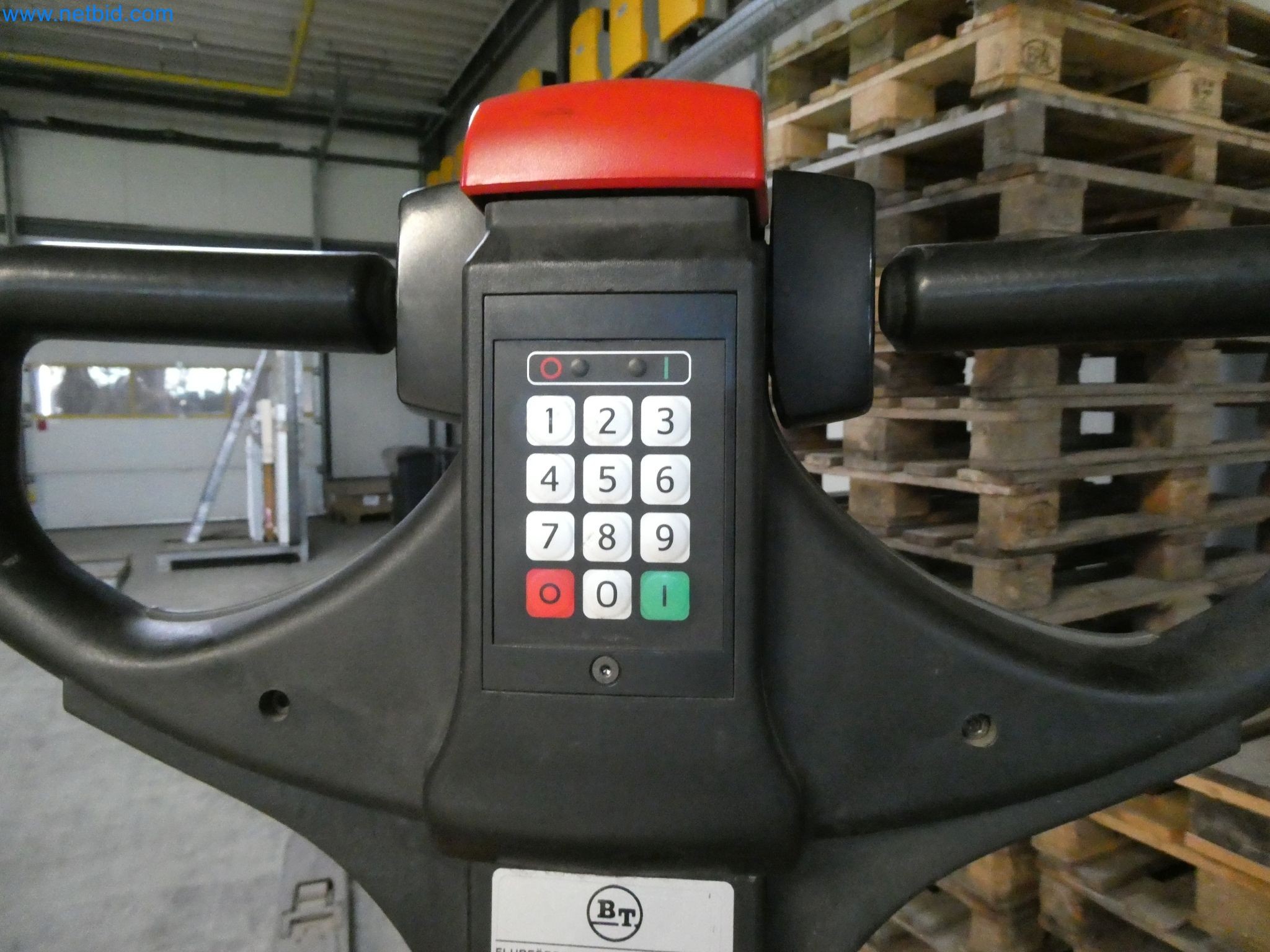 Máquinas para la fabricación de ventanas y puertas de plástico-3