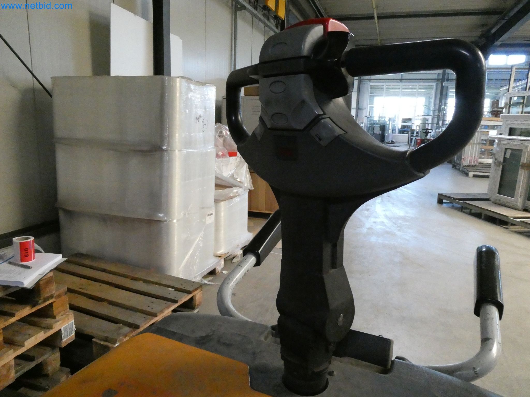 Máquinas para la fabricación de ventanas y puertas de plástico-4