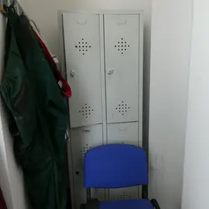 5 Staff lockers