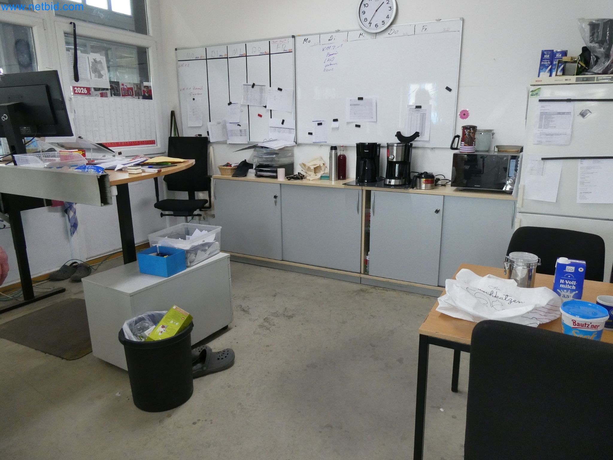 Machines pour la fabrication de fenêtres et de portes en plastique-3
