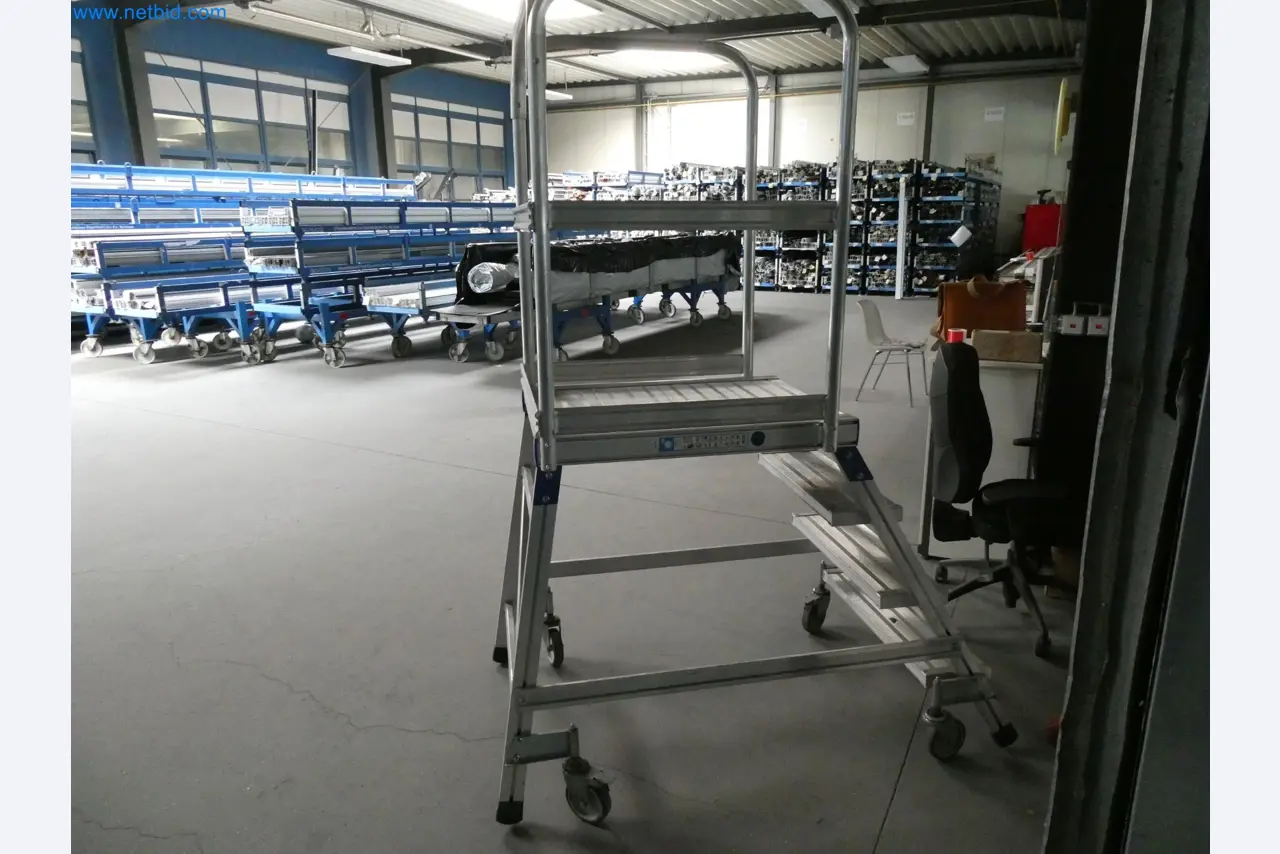 Máquinas para la fabricación de ventanas y puertas de plástico-2