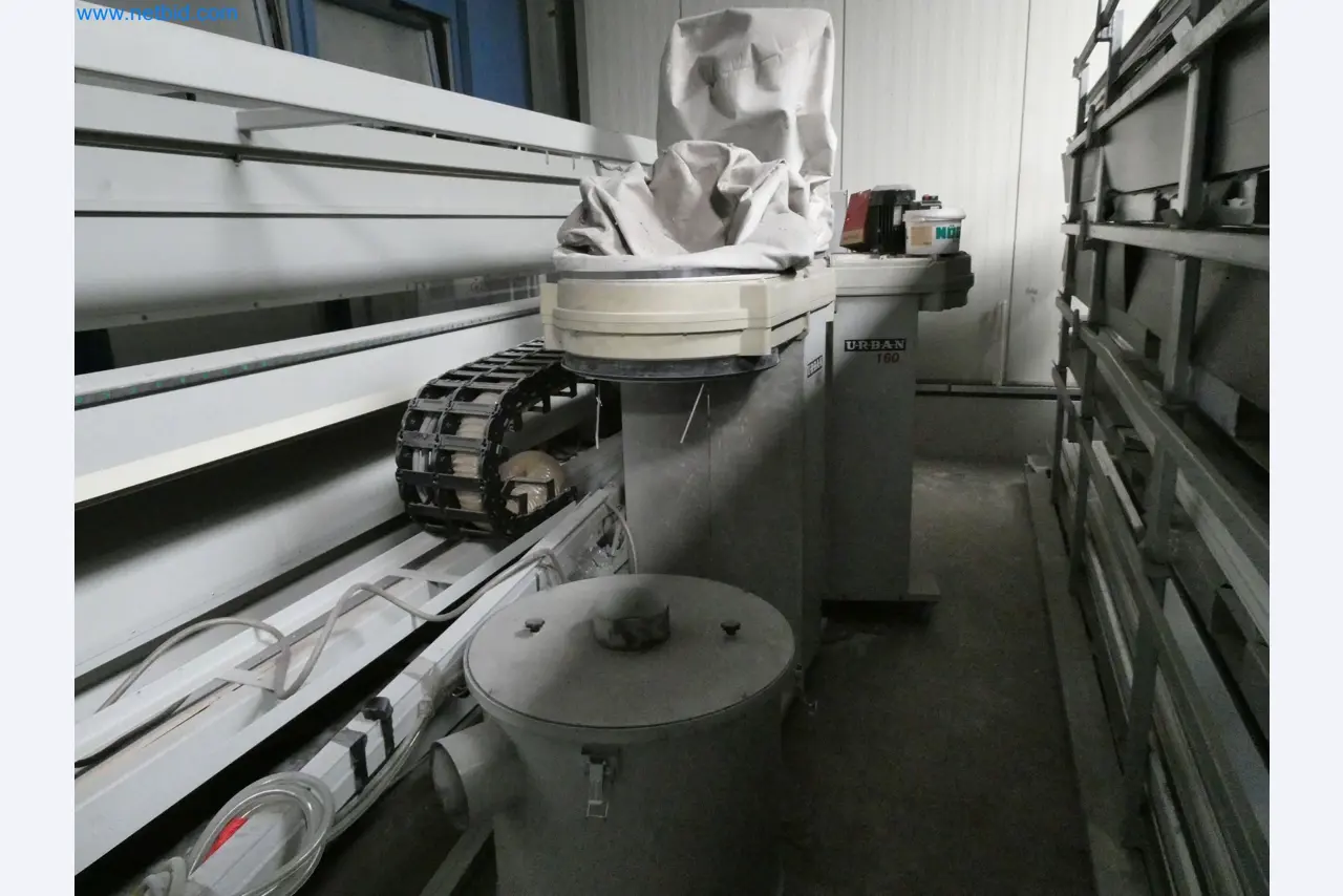 Máquinas para la fabricación de ventanas y puertas de plástico-2