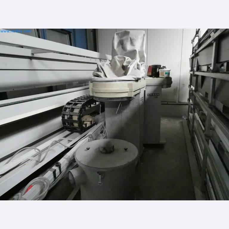 Máquinas para la fabricación de ventanas y puertas de plástico-2