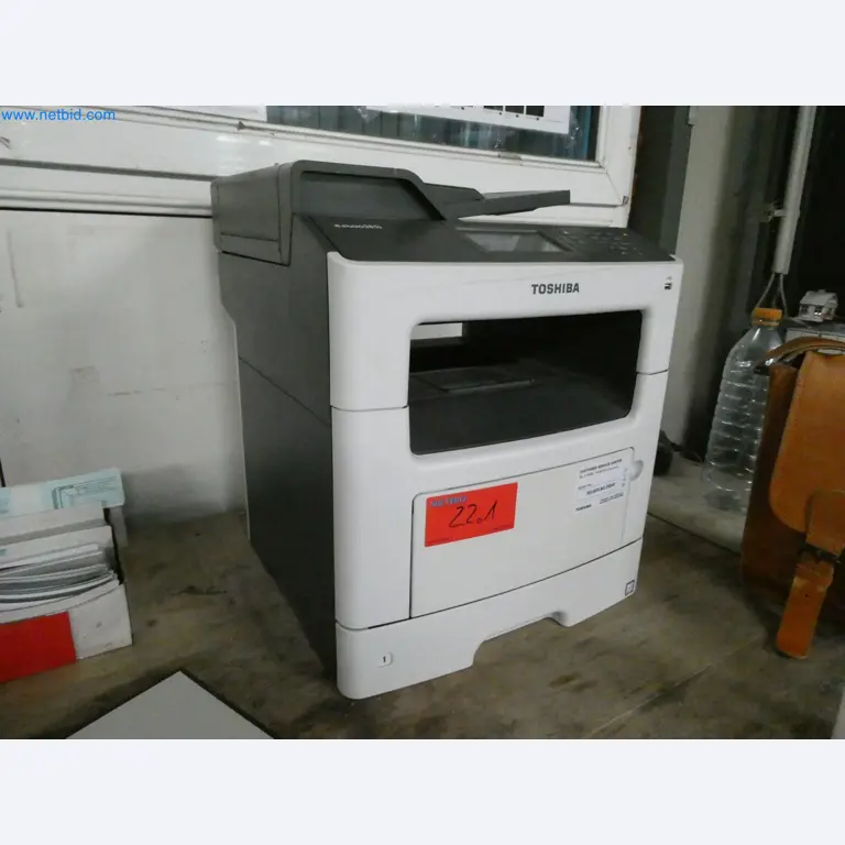 Machines pour la fabrication de fenêtres et de portes en plastique-1