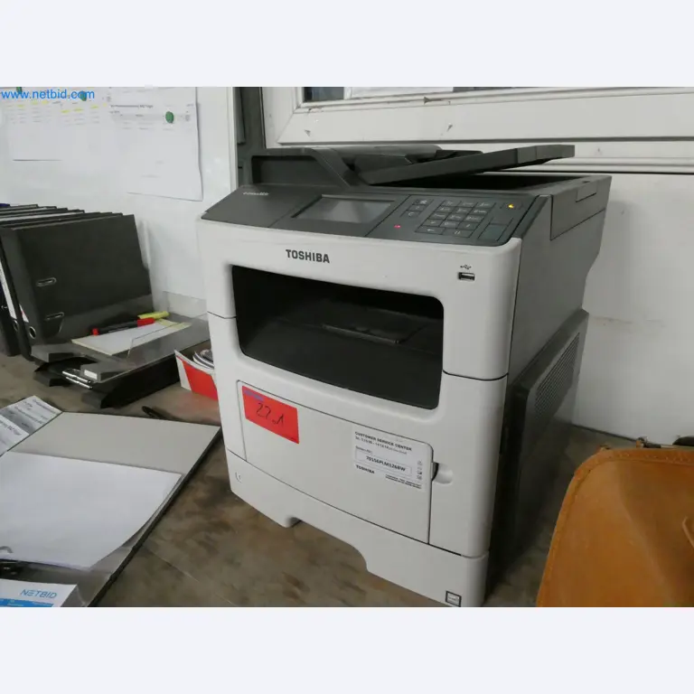 Machines pour la fabrication de fenêtres et de portes en plastique-2