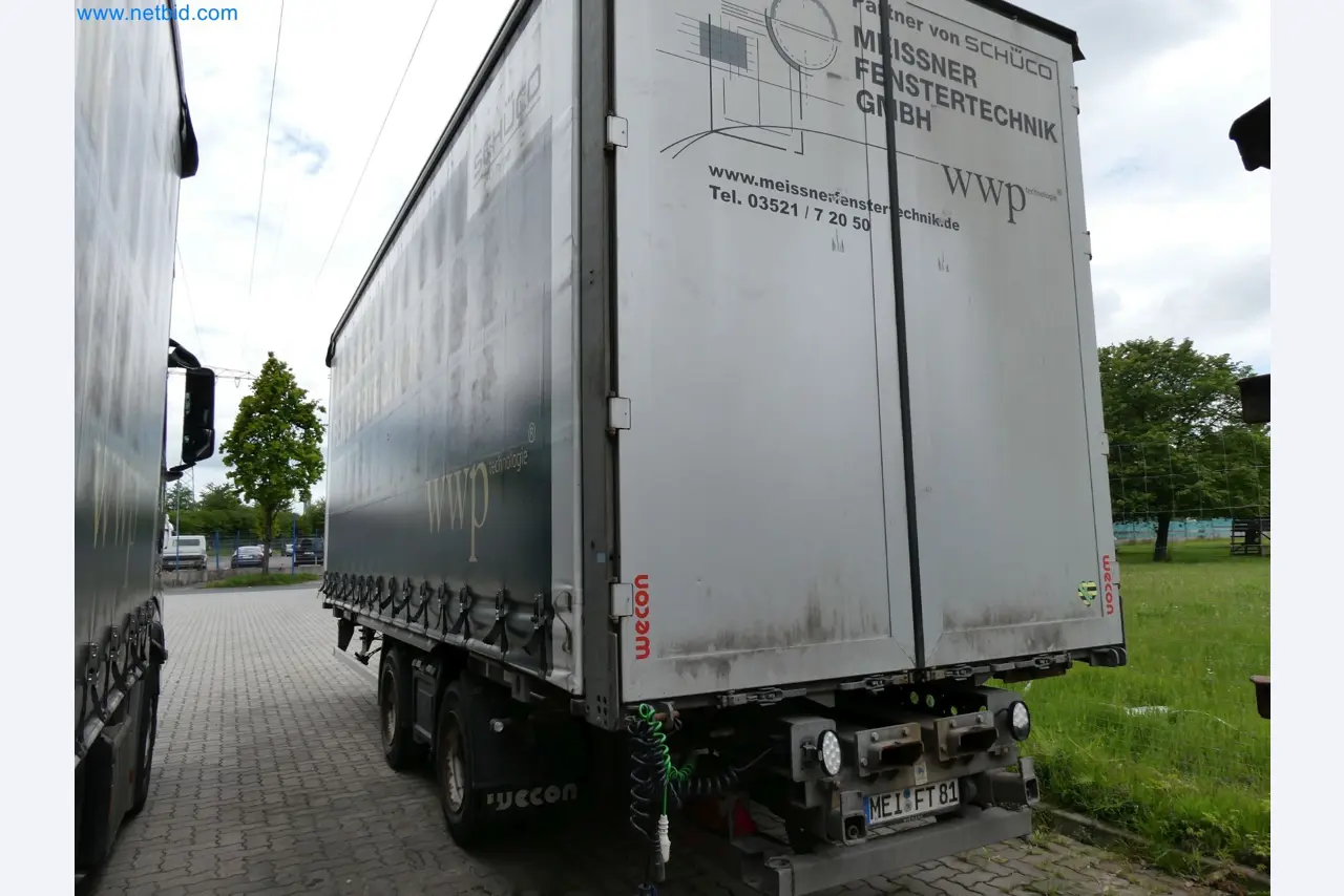 Maszyny do produkcji okien i drzwi z tworzyw sztucznych-11