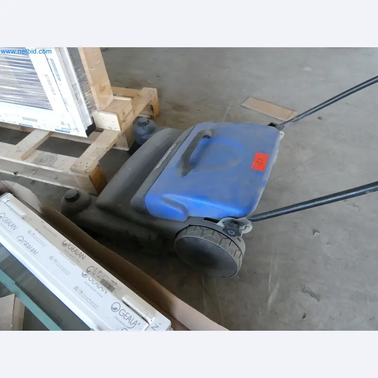 Machines pour la fabrication de fenêtres et de portes en plastique-12
