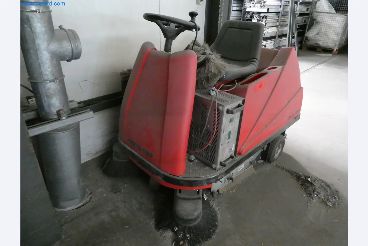 Machines pour la fabrication de fenêtres et de portes en plastique-13