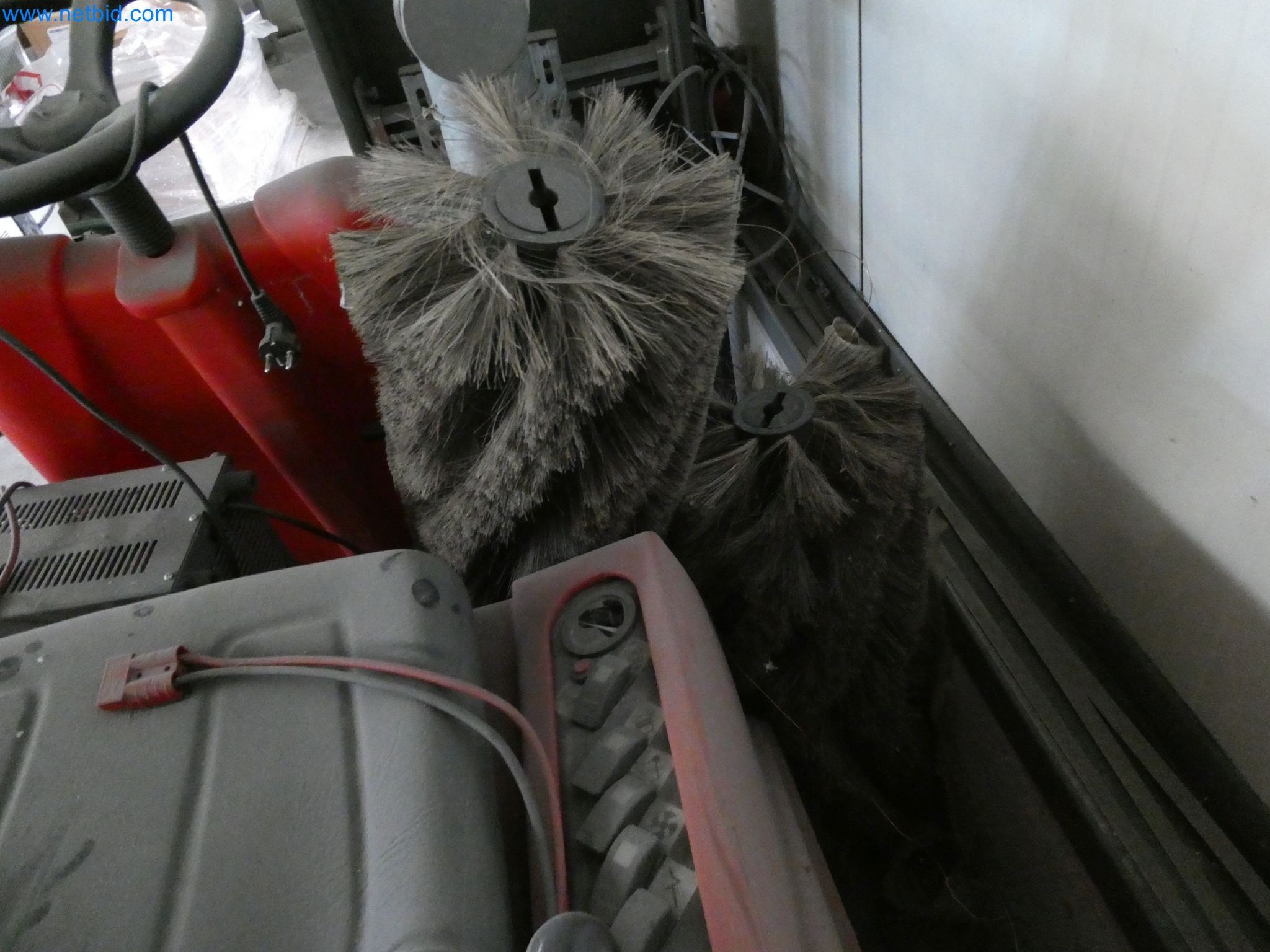 Machines pour la fabrication de fenêtres et de portes en plastique-5