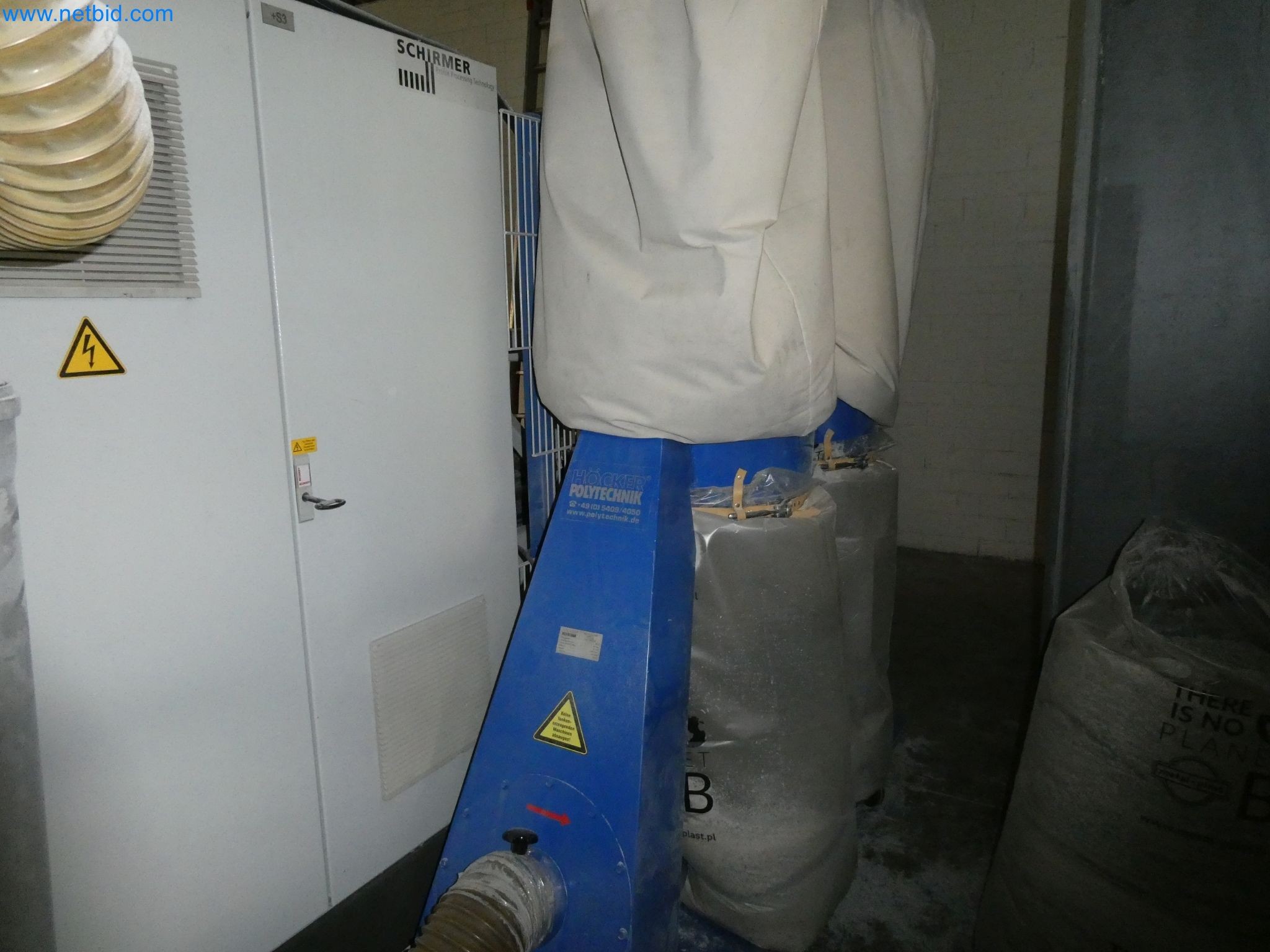 Machines pour la fabrication de fenêtres et de portes en plastique-12
