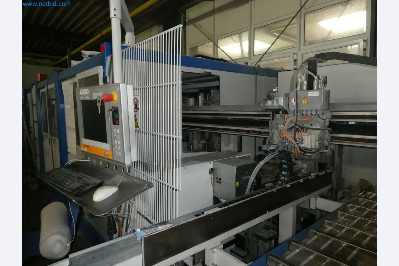 Machines pour la fabrication de fenêtres et de portes en plastique-13