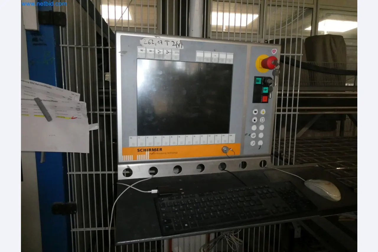 Machines pour la fabrication de fenêtres et de portes en plastique-14