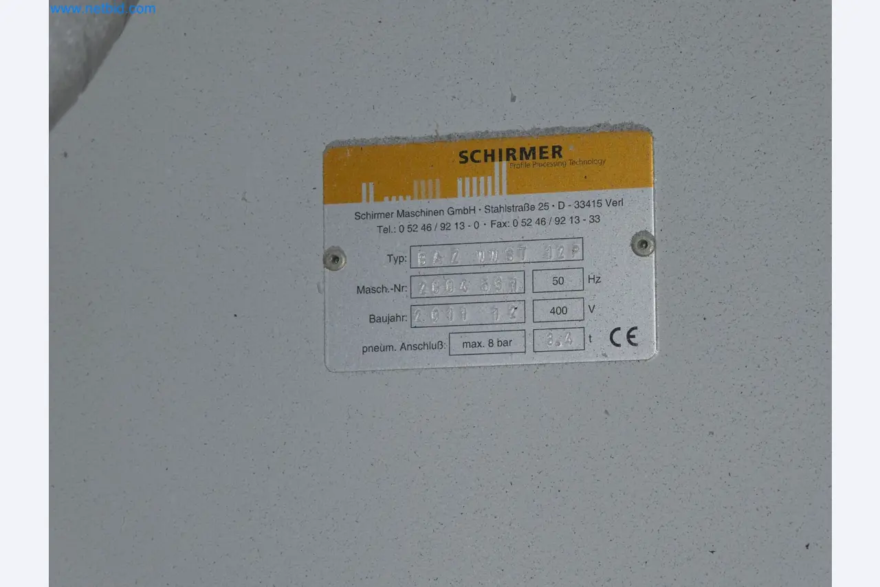 Machines pour la fabrication de fenêtres et de portes en plastique-19