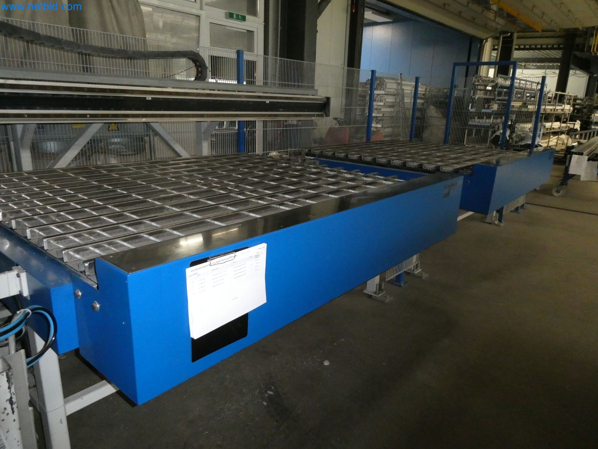 Machines pour la fabrication de fenêtres et de portes en plastique-1