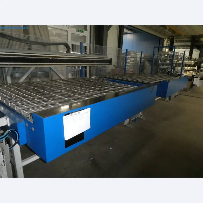 Machines pour la fabrication de fenêtres et de portes en plastique-1