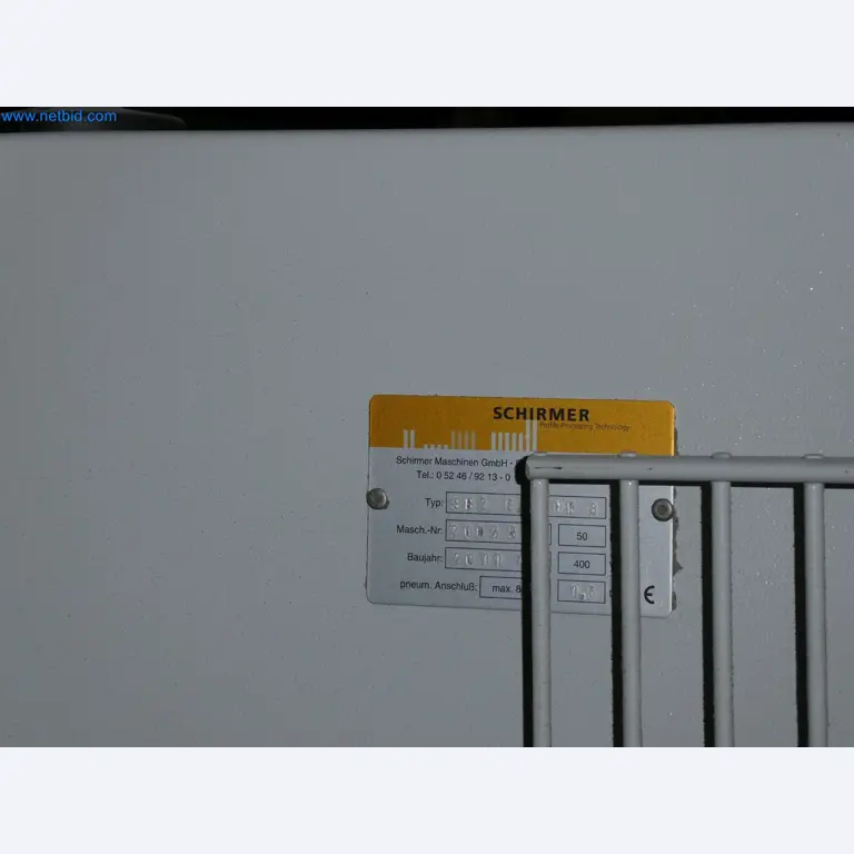 Machines pour la fabrication de fenêtres et de portes en plastique-25