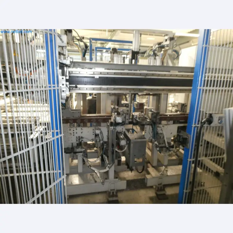 Machines pour la fabrication de fenêtres et de portes en plastique-29