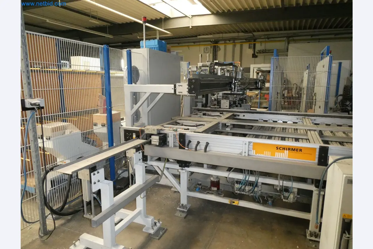 Machines pour la fabrication de fenêtres et de portes en plastique-32