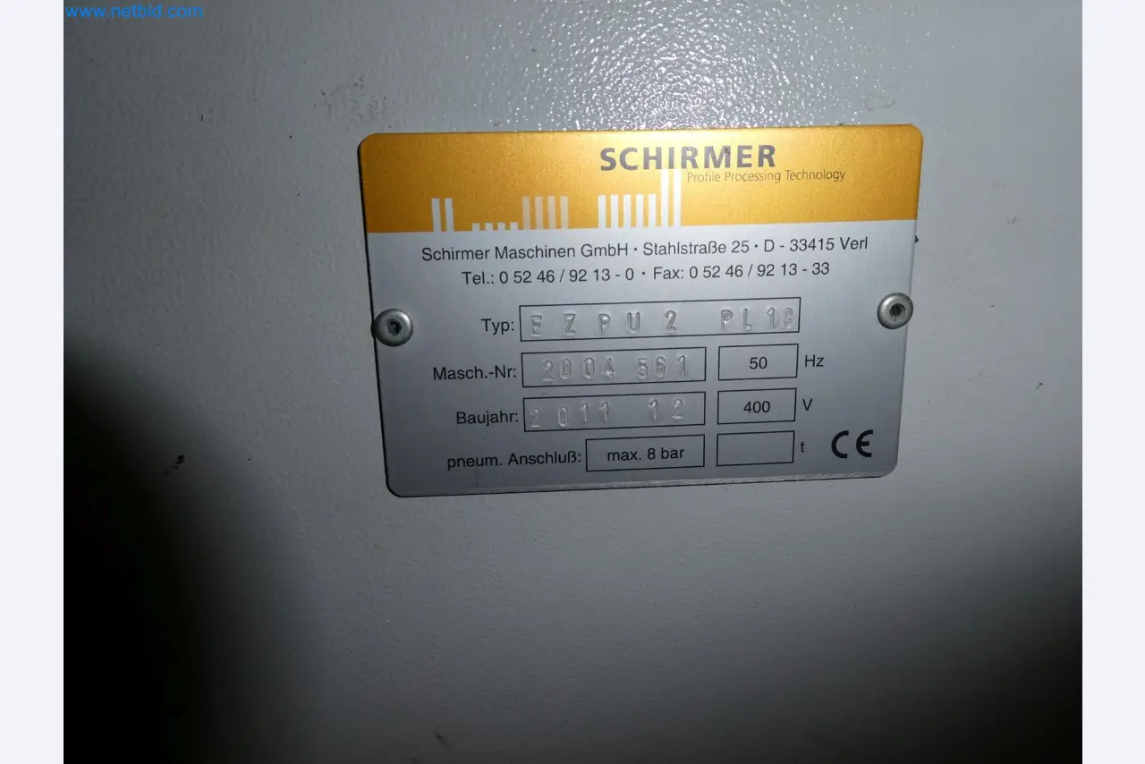 Machines pour la fabrication de fenêtres et de portes en plastique-33