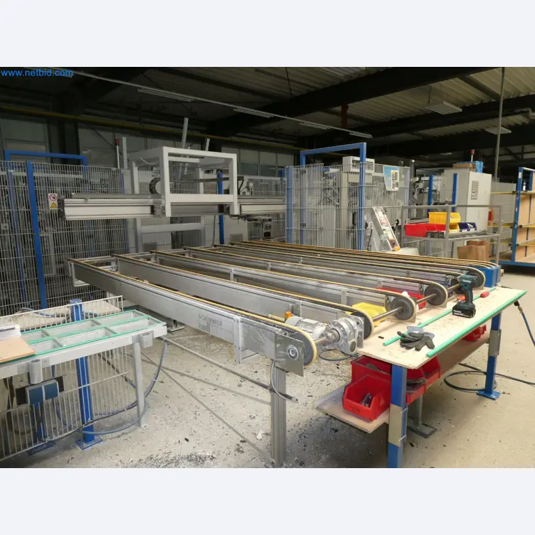 Machines pour la fabrication de fenêtres et de portes en plastique-37