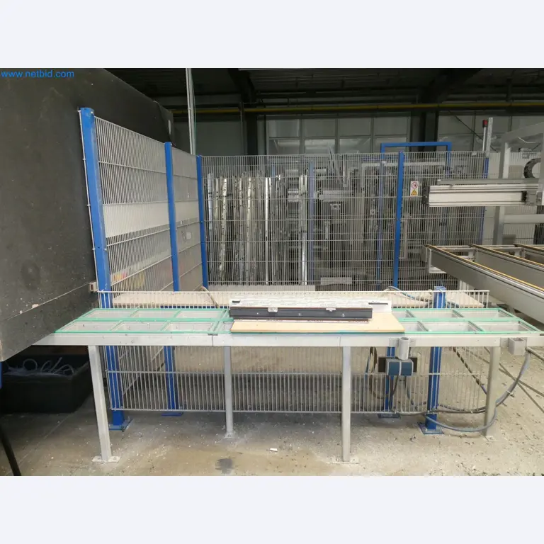 Machines pour la fabrication de fenêtres et de portes en plastique-38