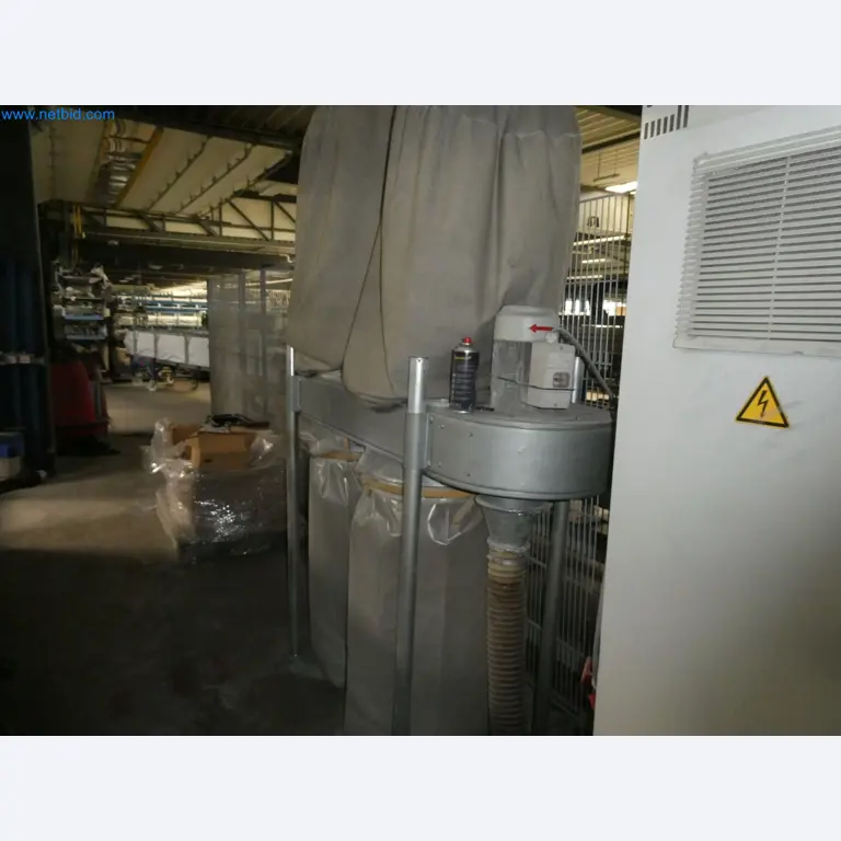 Machines pour la fabrication de fenêtres et de portes en plastique-4