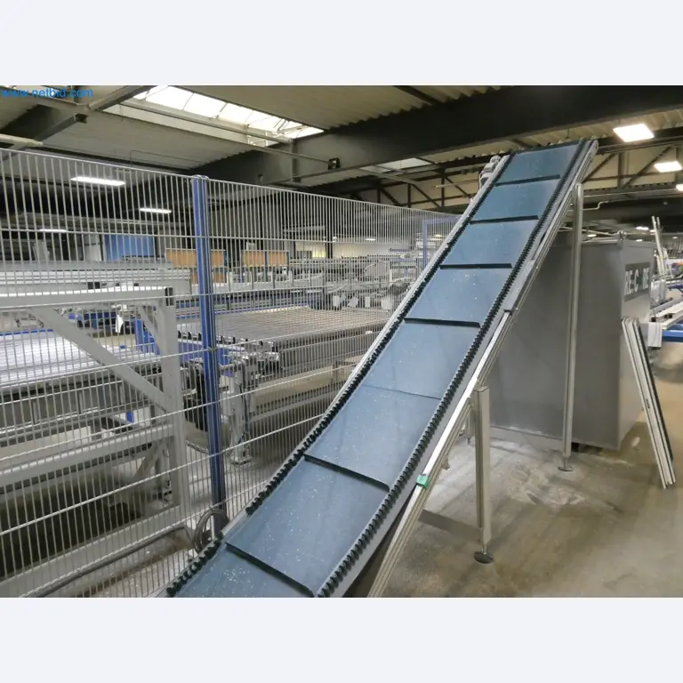 Machines pour la fabrication de fenêtres et de portes en plastique-16