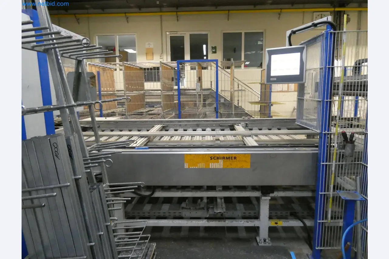Machines pour la fabrication de fenêtres et de portes en plastique-17