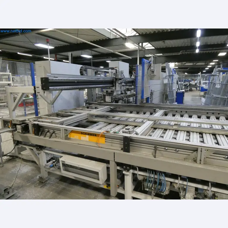 Machines pour la fabrication de fenêtres et de portes en plastique-19
