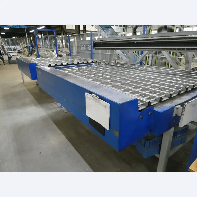 Machines pour la fabrication de fenêtres et de portes en plastique-2