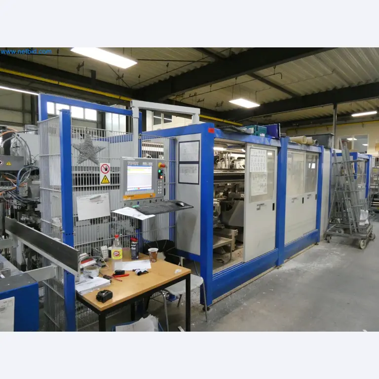 Machines pour la fabrication de fenêtres et de portes en plastique-30